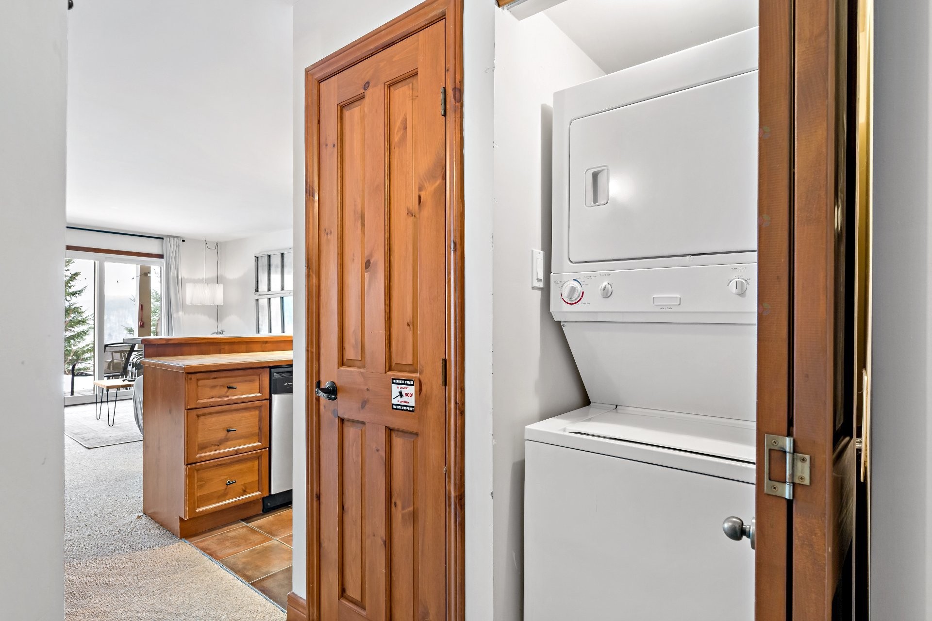 









205


Rue du Mont-Plaisant

, 3,
Mont-Tremblant,




QC
J8E1L2

