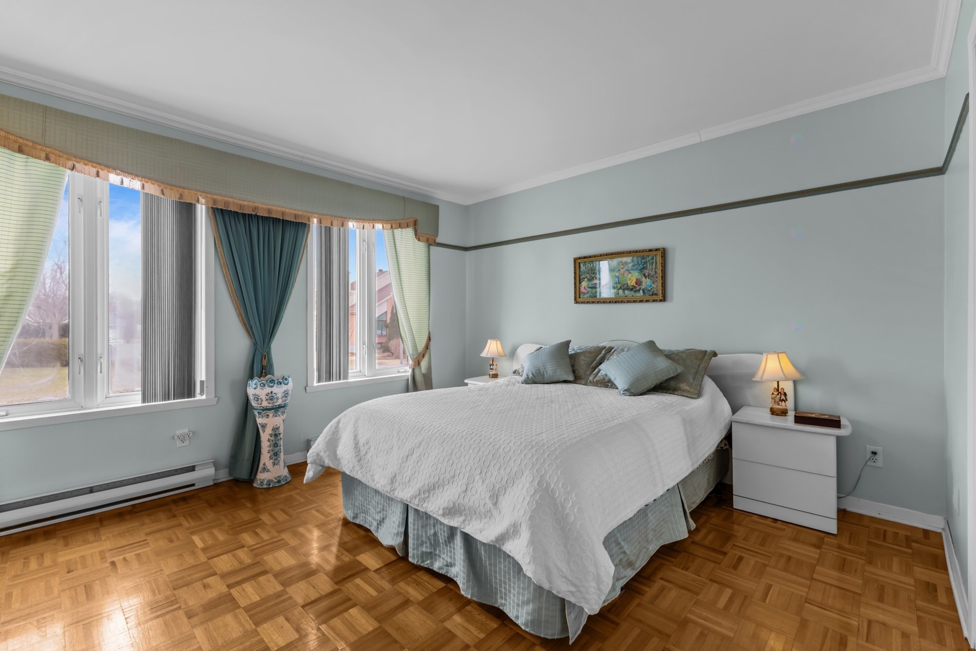 









4212


Rue Ste-Anne

,
Montréal (Pierrefonds-Roxboro),




QC
H9H5B8

