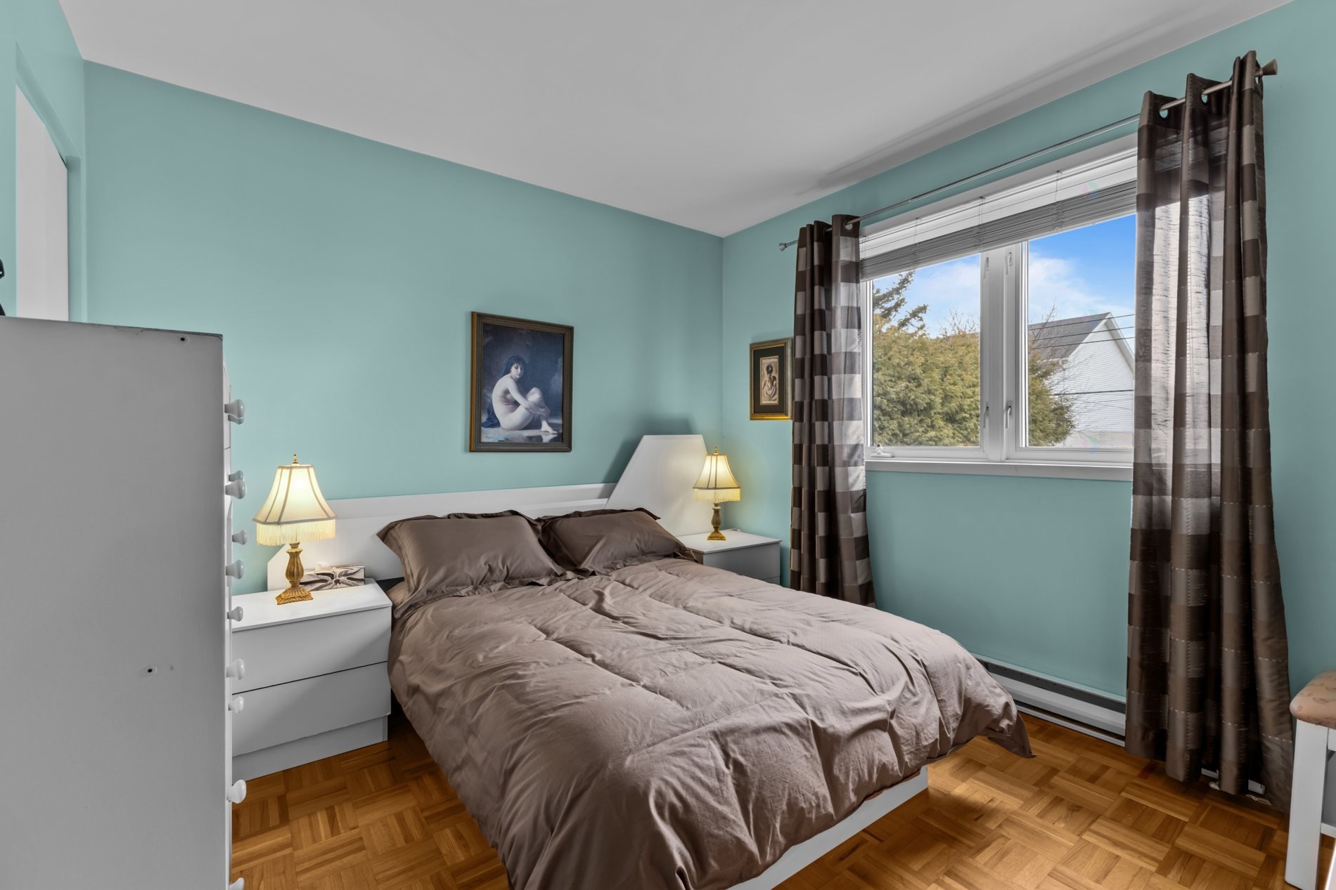 









4212


Rue Ste-Anne

,
Montréal (Pierrefonds-Roxboro),




QC
H9H5B8

