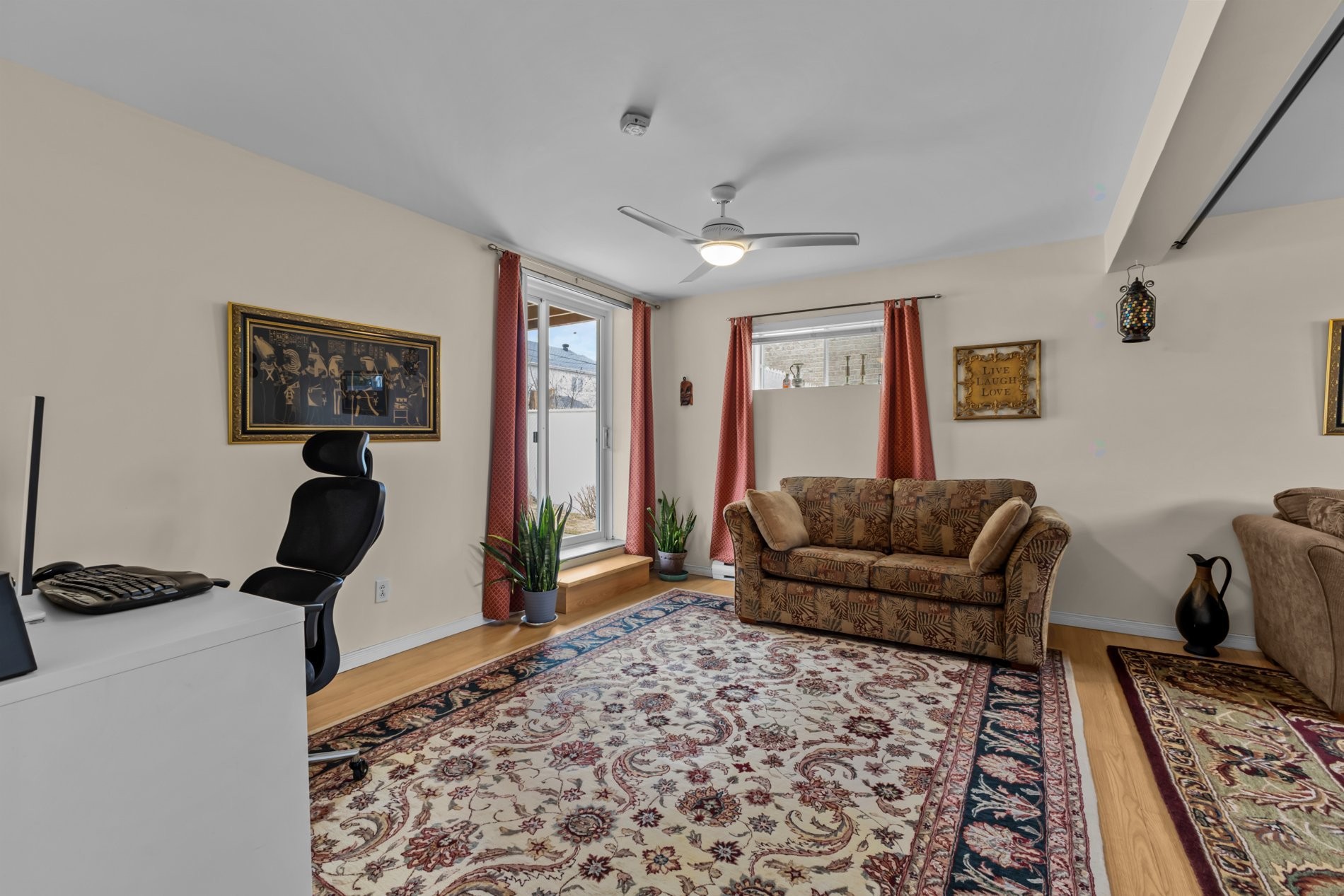 









4212


Rue Ste-Anne

,
Montréal (Pierrefonds-Roxboro),




QC
H9H5B8

