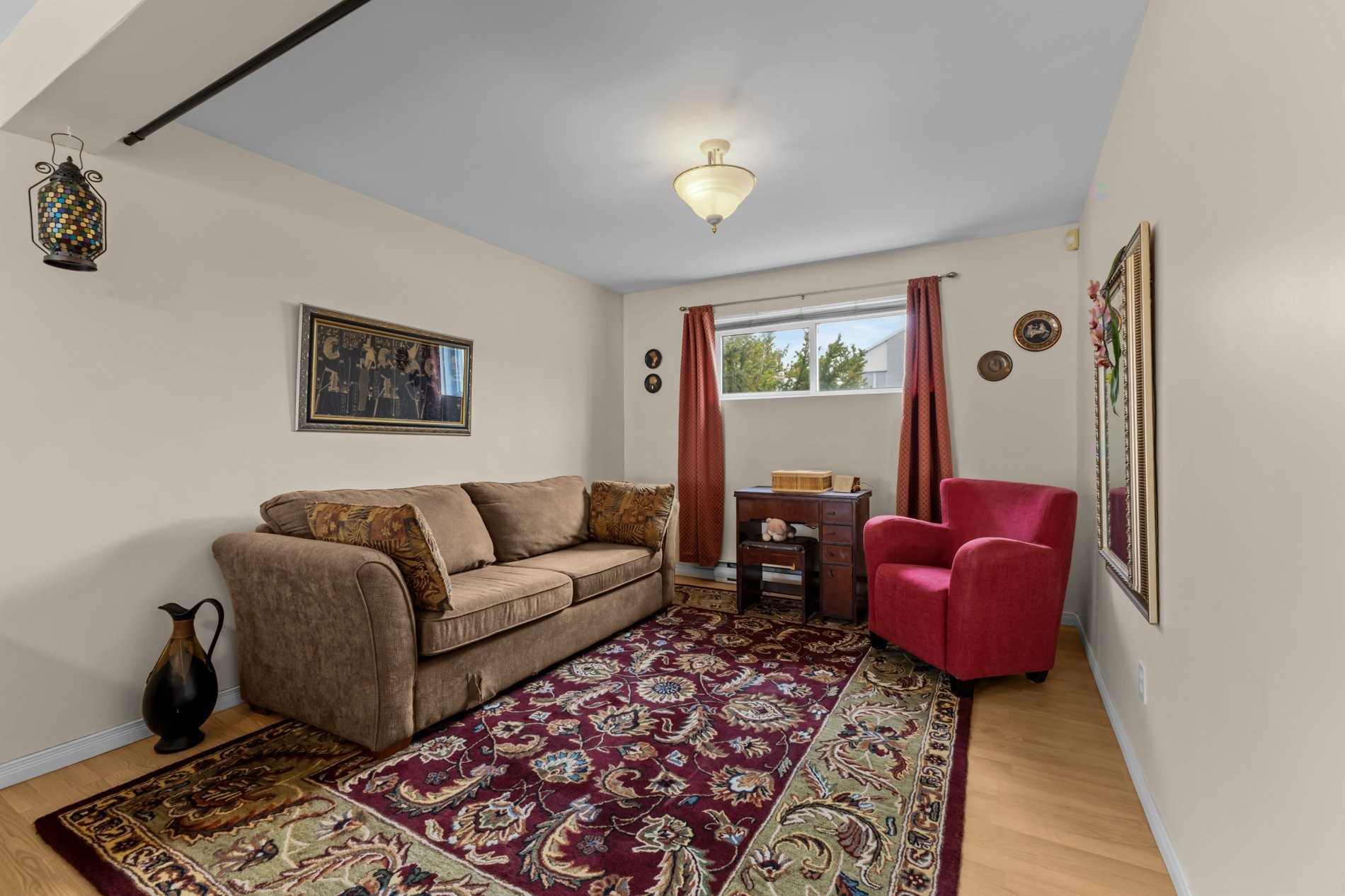 









4212


Rue Ste-Anne

,
Montréal (Pierrefonds-Roxboro),




QC
H9H5B8

