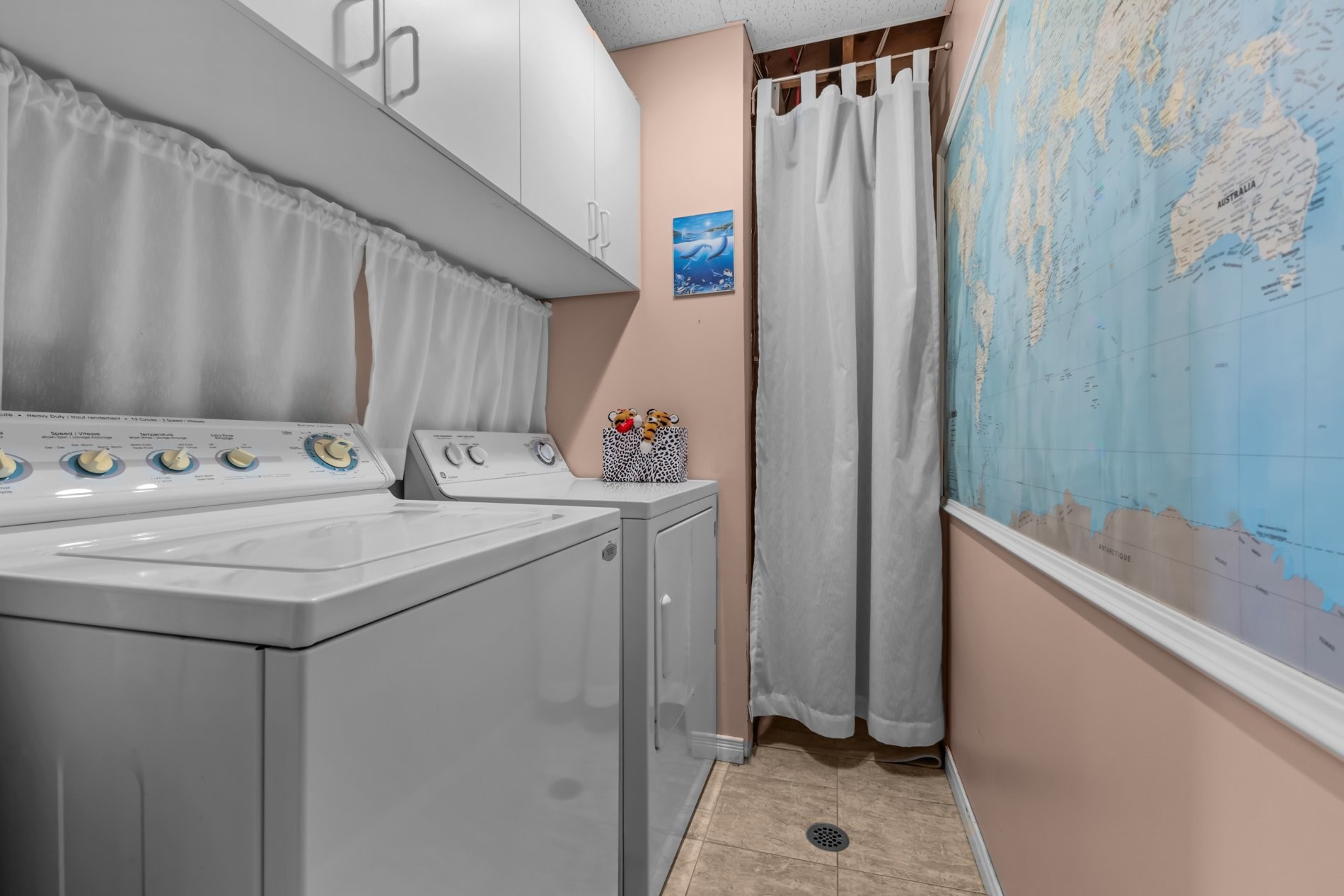 









4212


Rue Ste-Anne

,
Montréal (Pierrefonds-Roxboro),




QC
H9H5B8

