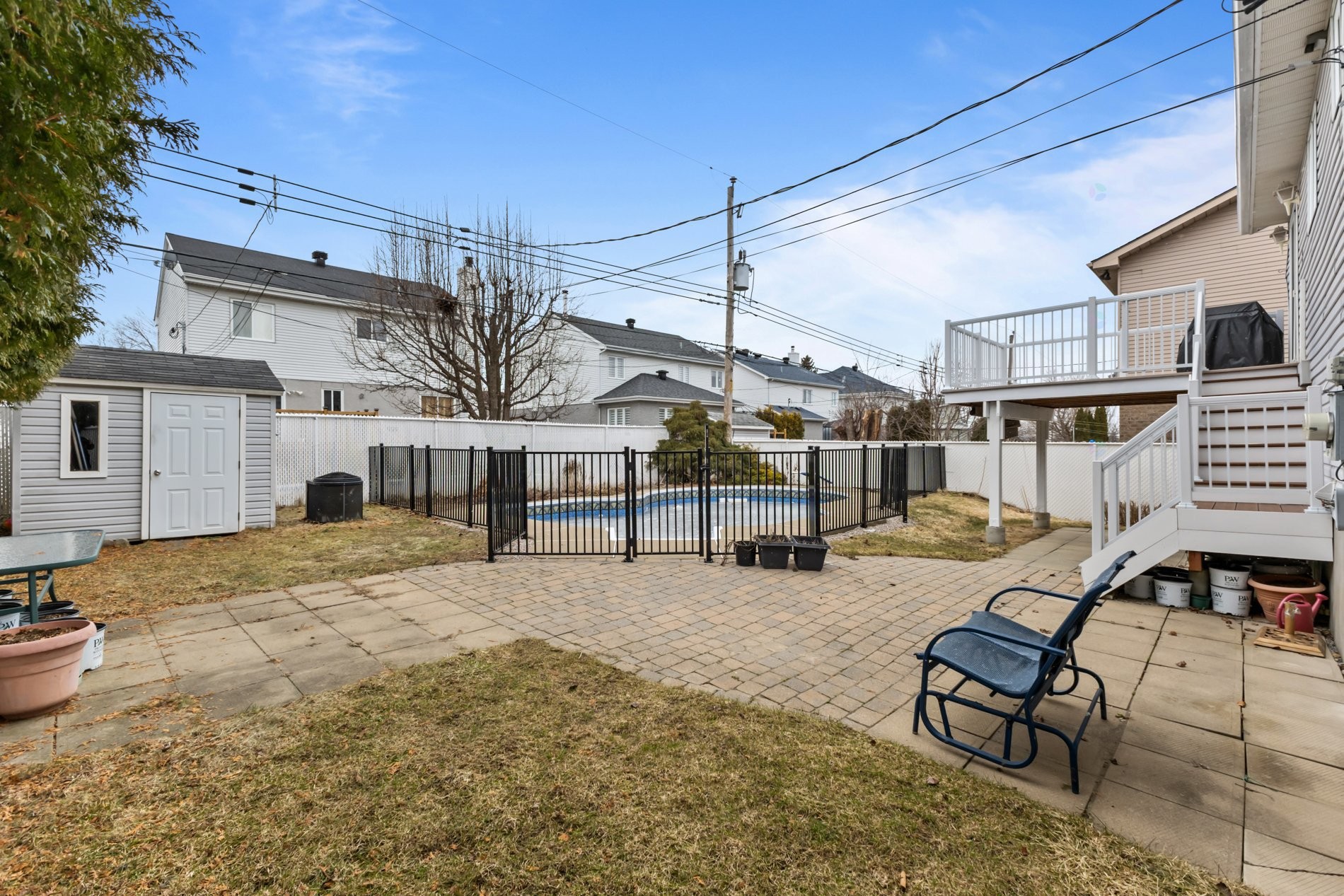 









4212


Rue Ste-Anne

,
Montréal (Pierrefonds-Roxboro),




QC
H9H5B8

