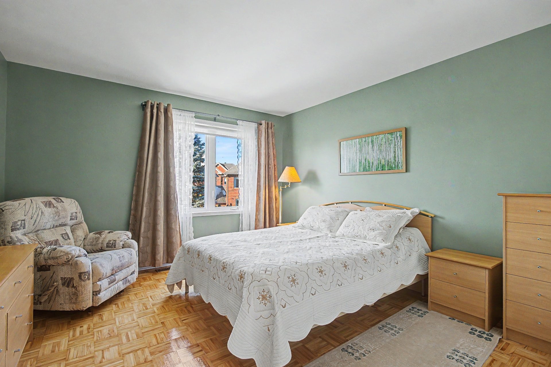 









120


Rue Deslières

,
Saint-Bruno-de-Montarville,




QC
J3V6P5

