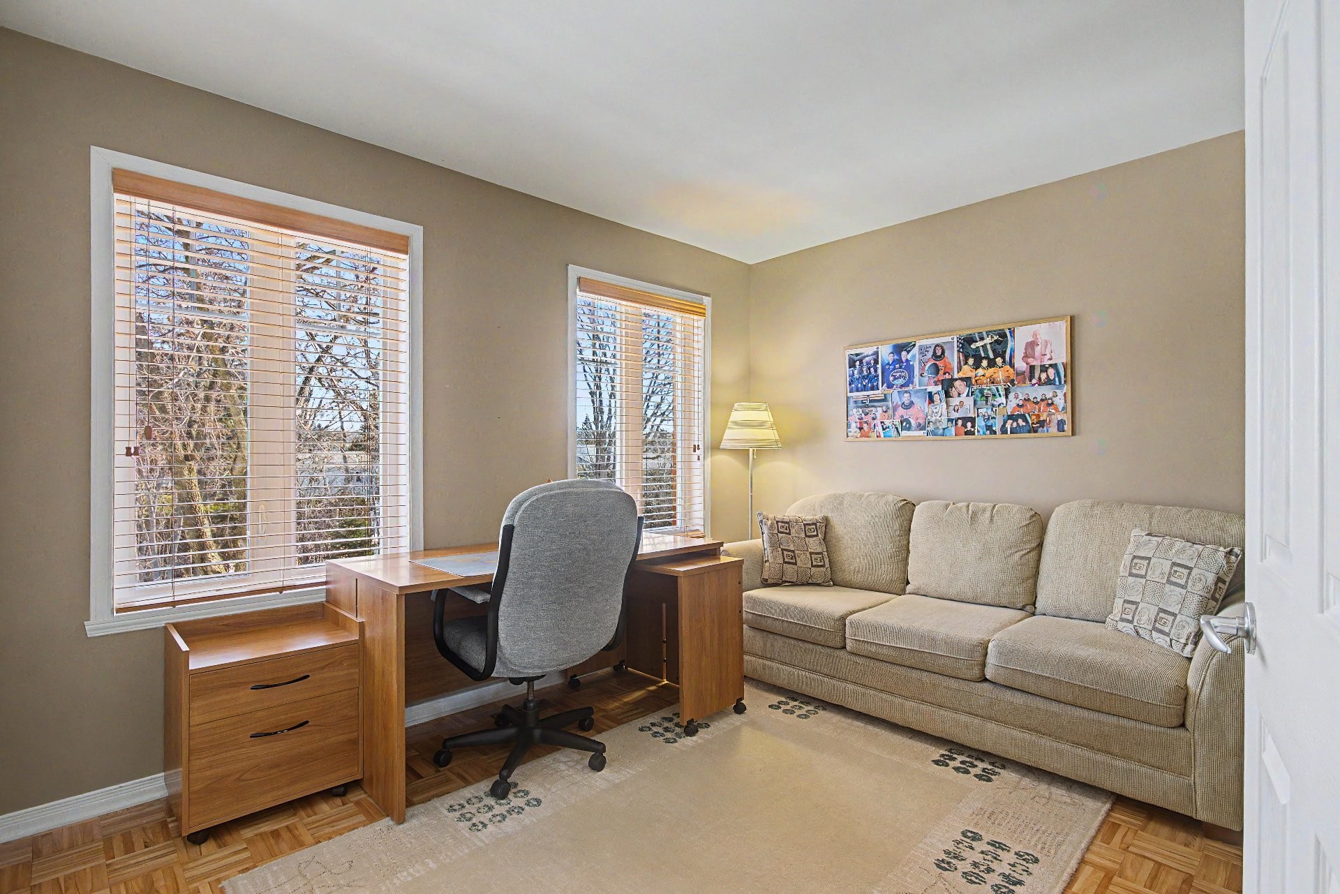 









120


Rue Deslières

,
Saint-Bruno-de-Montarville,




QC
J3V6P5

