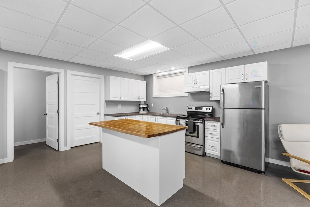 









107


Ch. Marc-Antoine

,
Val-des-Monts,




QC
J8N7X5

