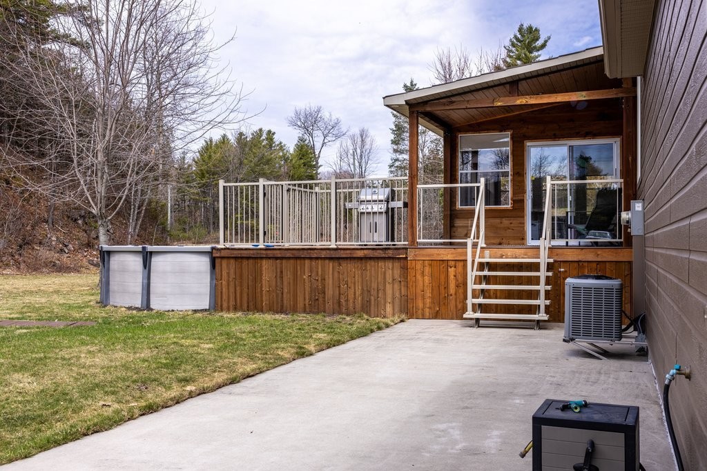 









107


Ch. Marc-Antoine

,
Val-des-Monts,




QC
J8N7X5

