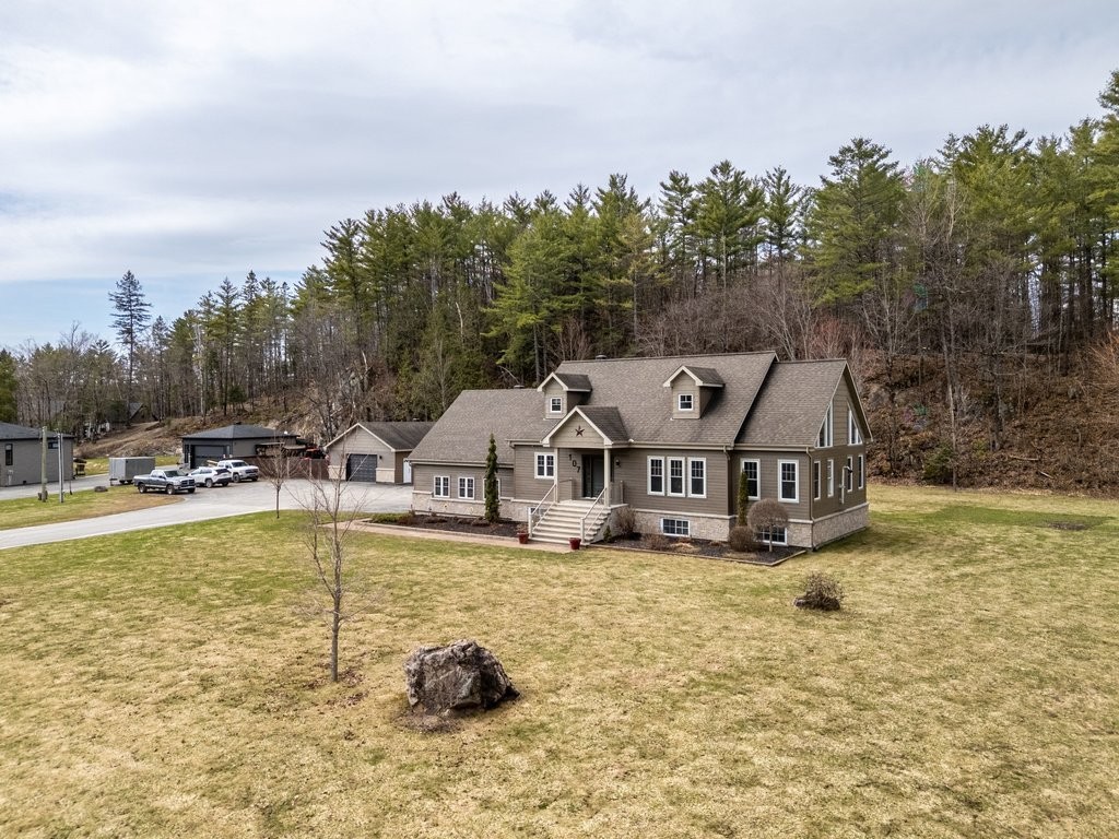 









107


Ch. Marc-Antoine

,
Val-des-Monts,




QC
J8N7X5

