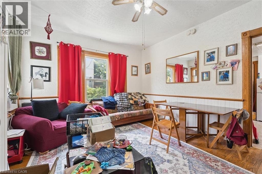 












133 JOSEPH Street

,
Kitchener,




Ontario
N2G1J5

