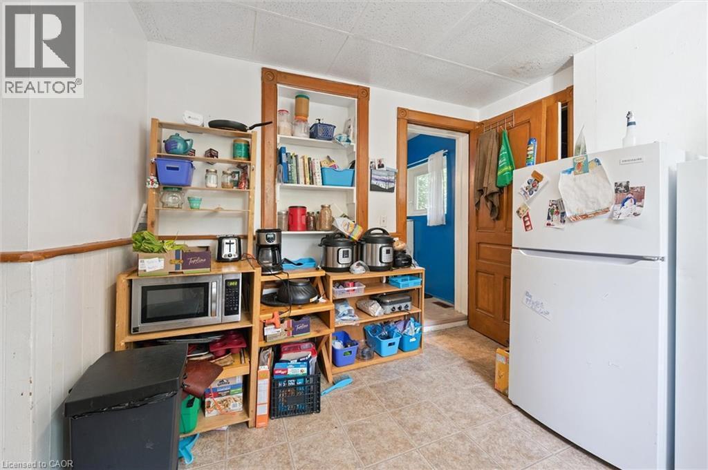 












133 JOSEPH Street

,
Kitchener,




Ontario
N2G1J5

