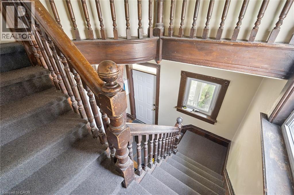 












133 JOSEPH Street

,
Kitchener,




Ontario
N2G1J5

