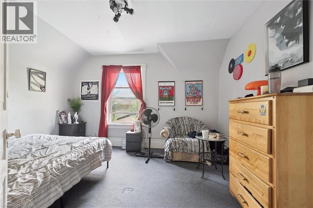 












133 JOSEPH Street

,
Kitchener,




Ontario
N2G1J5

