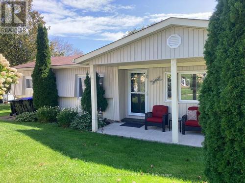 Front view of home