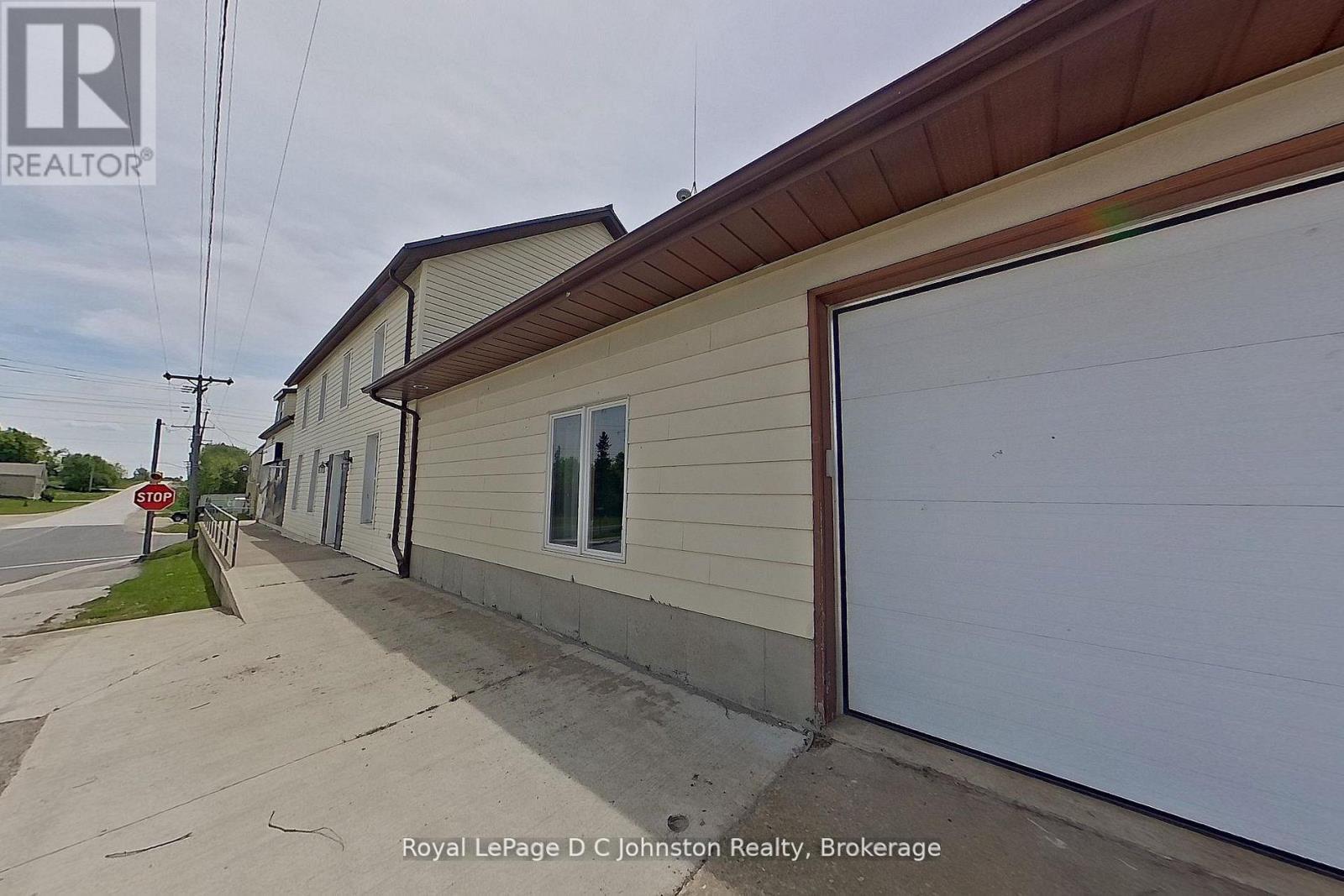 












3643 21 HIGHWAY

,
Kincardine,




Ontario
N0G2T0

