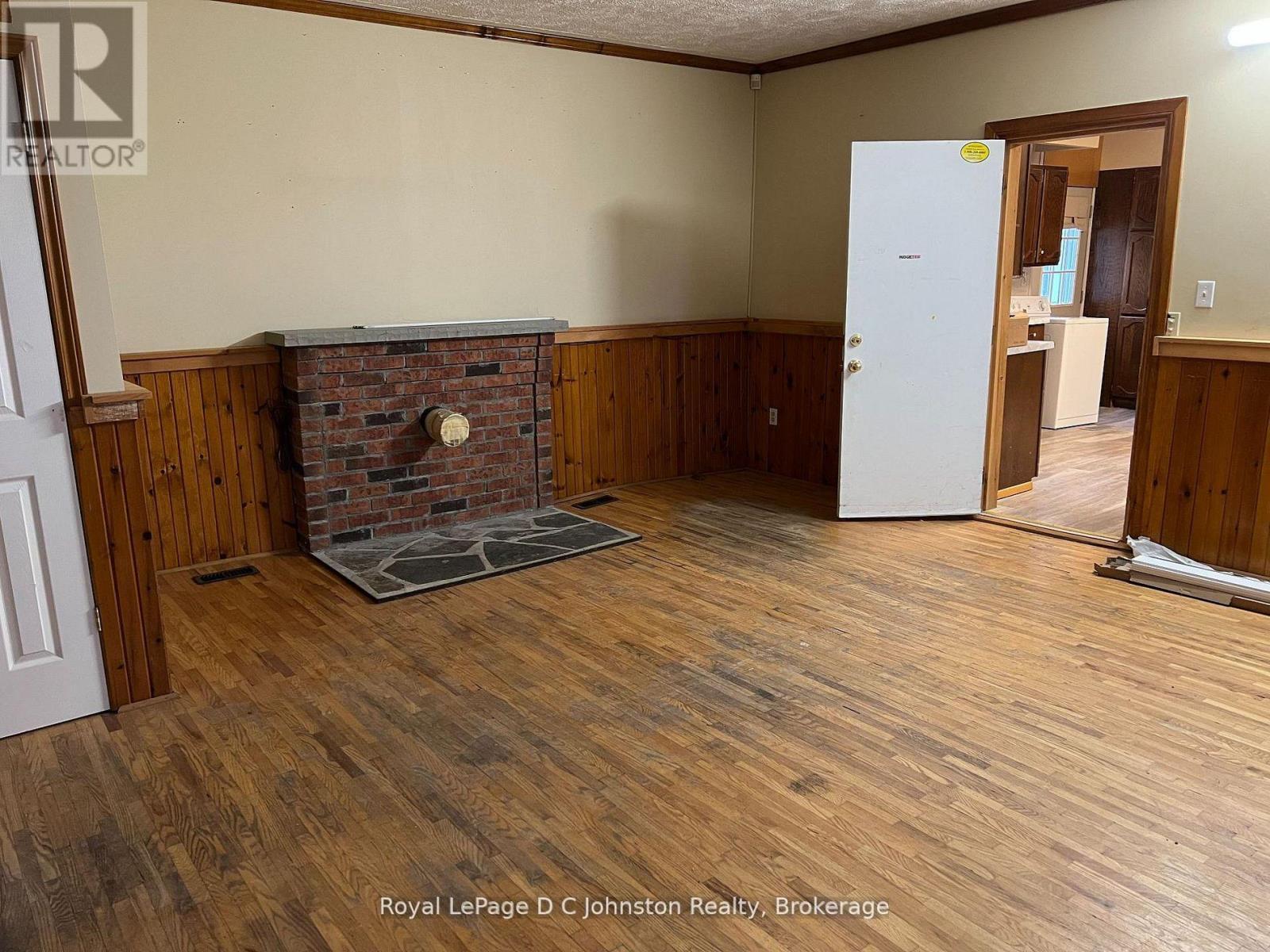 












3643 21 HIGHWAY

,
Kincardine,




Ontario
N0G2T0

