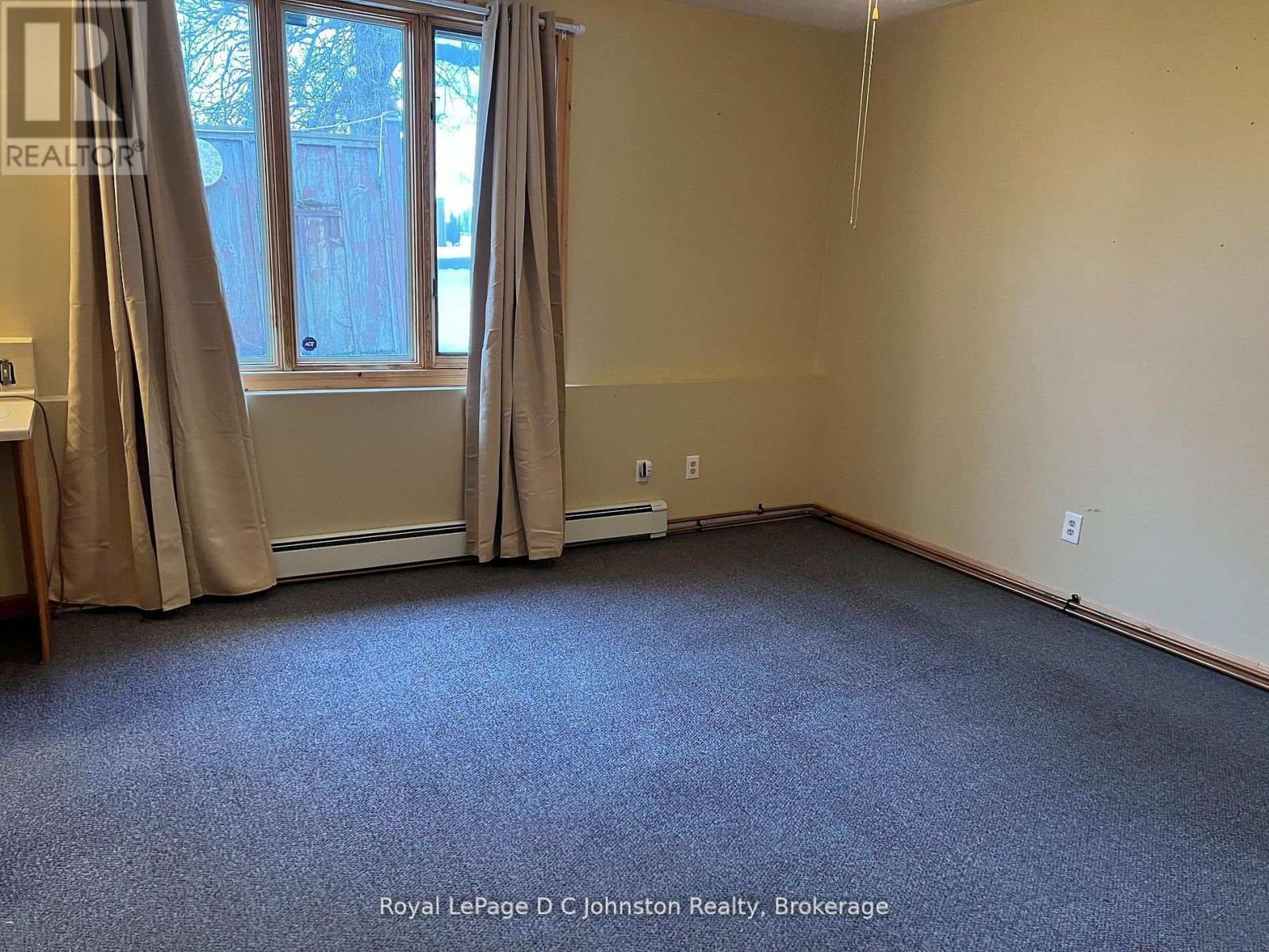 












3643 21 HIGHWAY

,
Kincardine,




Ontario
N0G2T0

