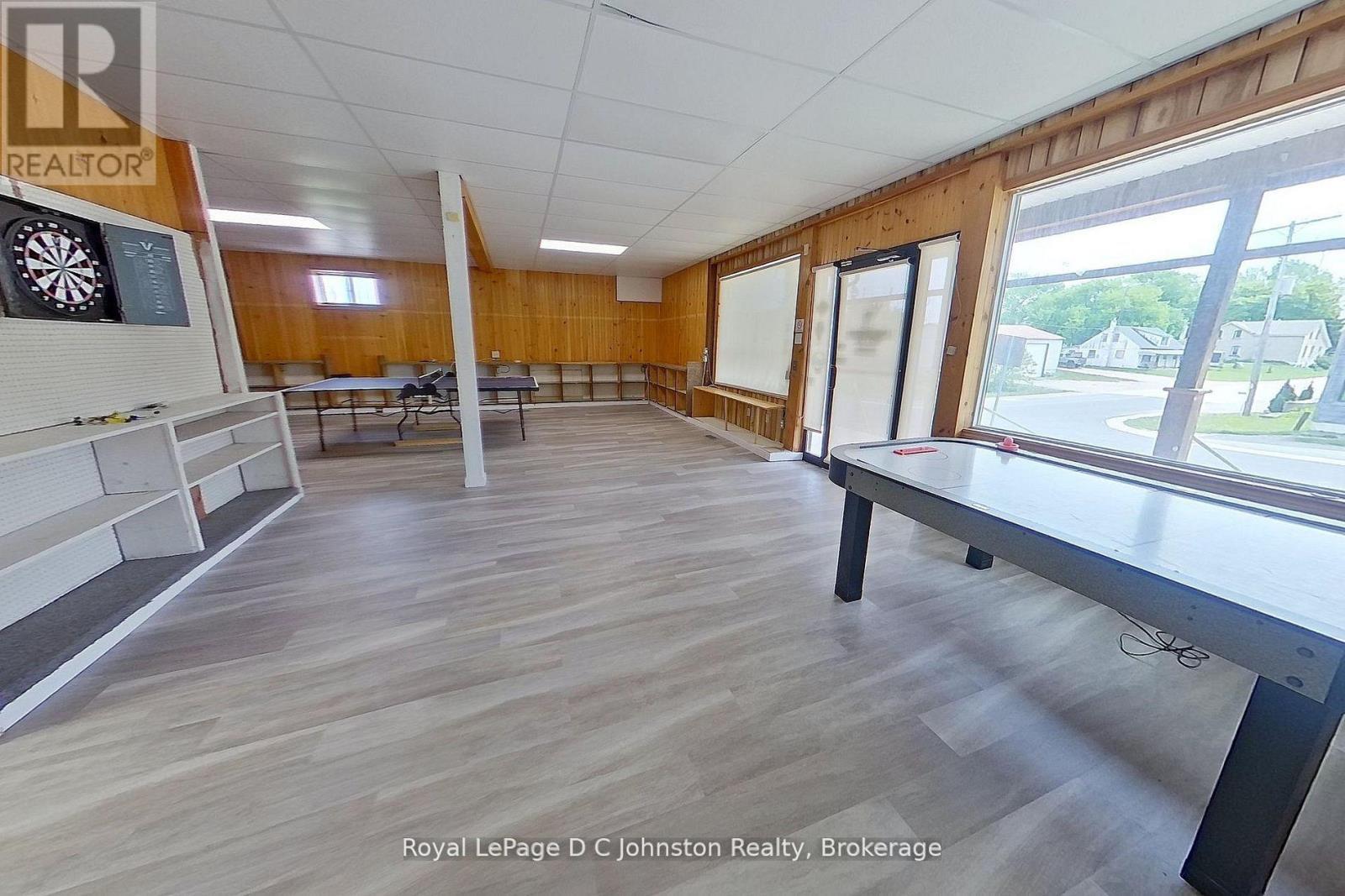 












3643 21 HIGHWAY

,
Kincardine,




Ontario
N0G2T0

