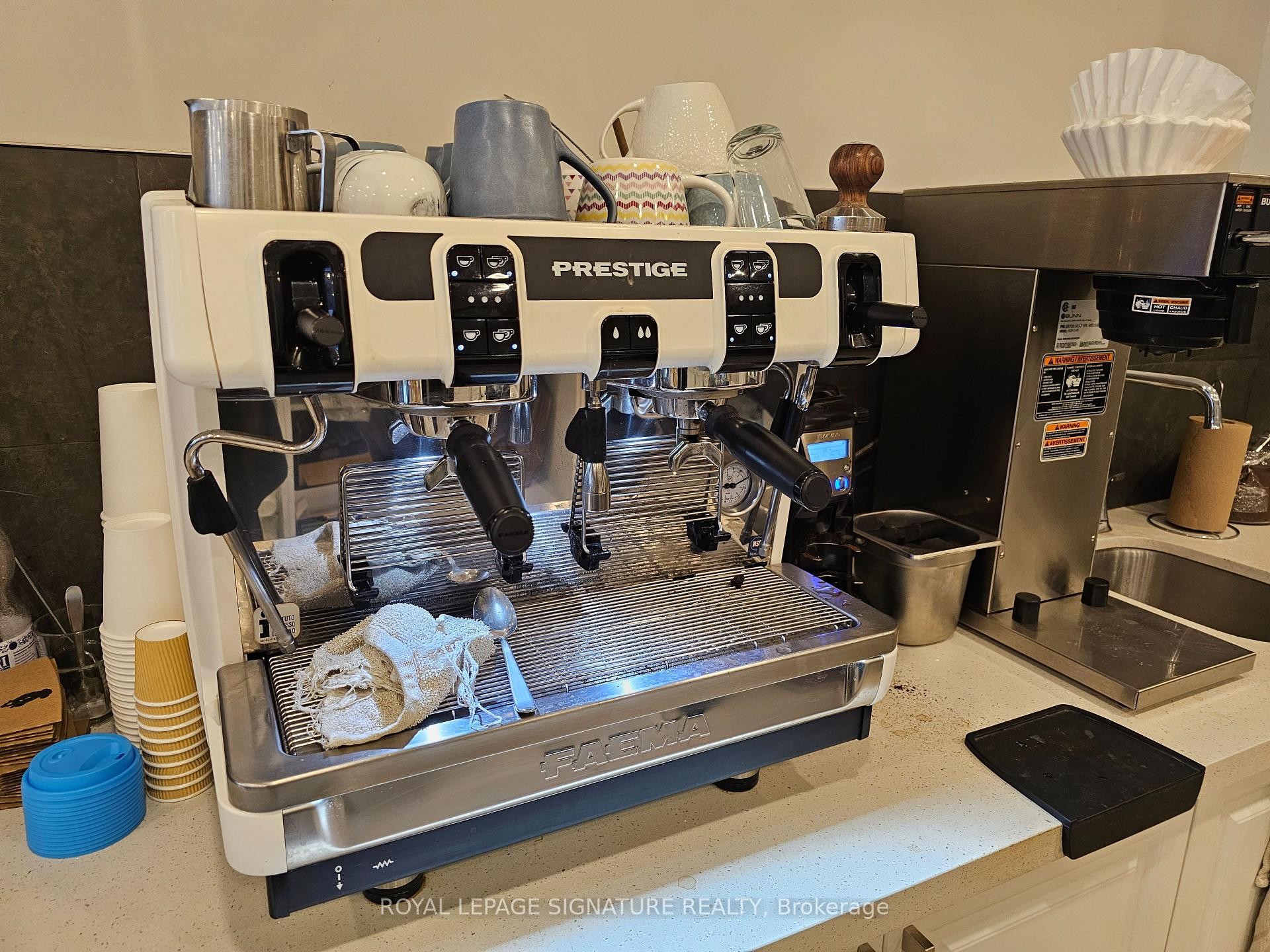 









878


Kingston

Road,
Toronto,




ON
M4E 1S3

