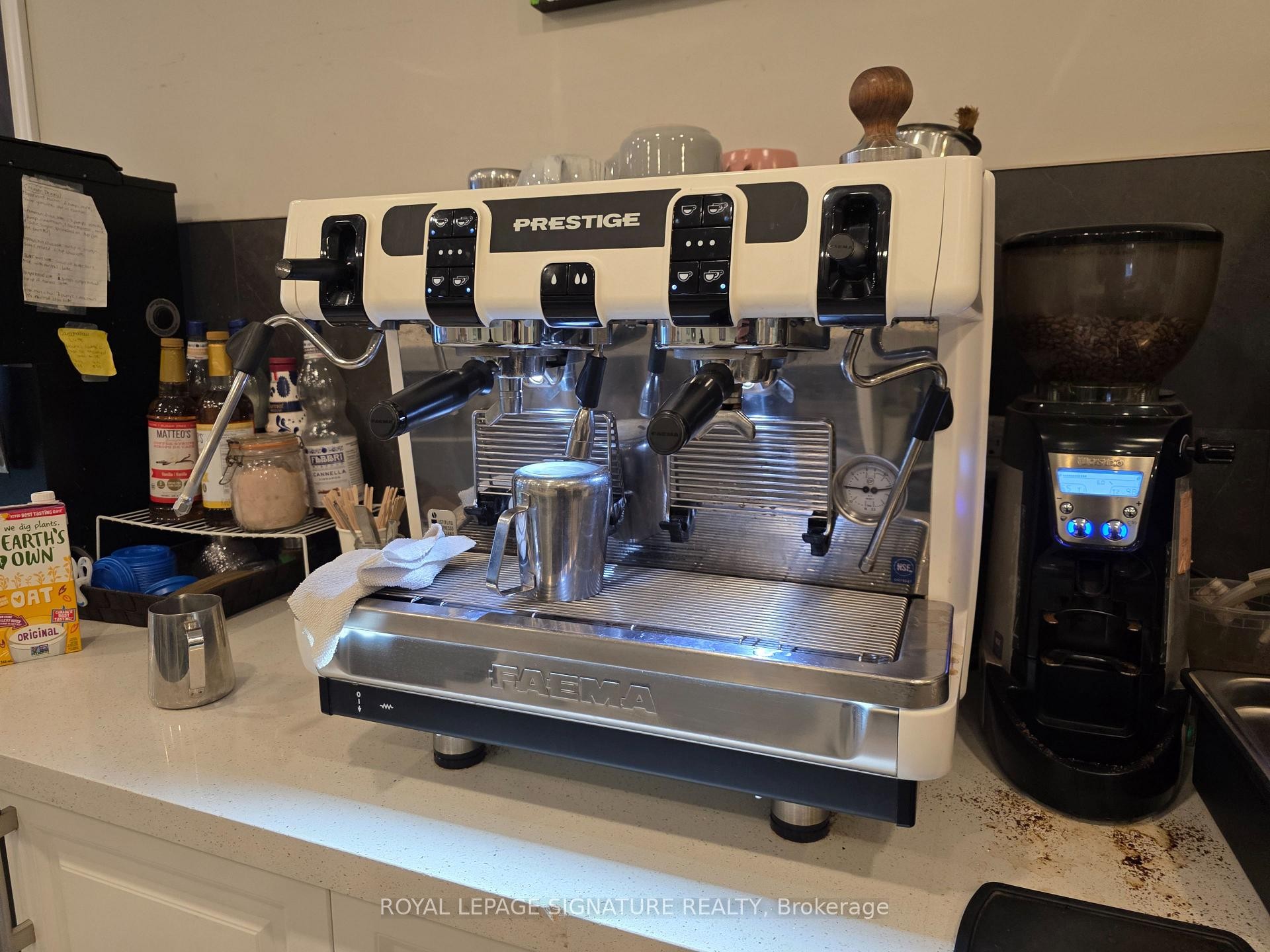 









878


Kingston

Road,
Toronto,




ON
M4E 1S3

