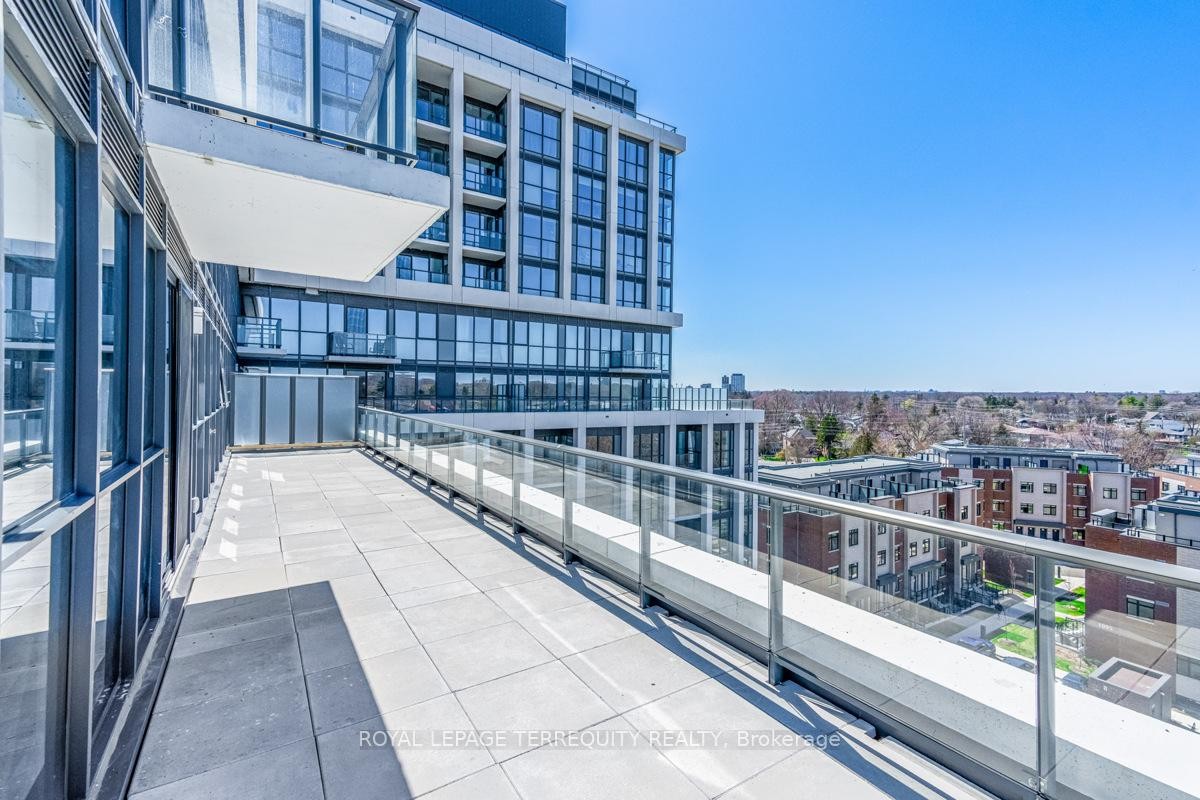 









1063


Douglas McCurdy

Common, 702,
Mississauga,




ON
L5G 0C5

