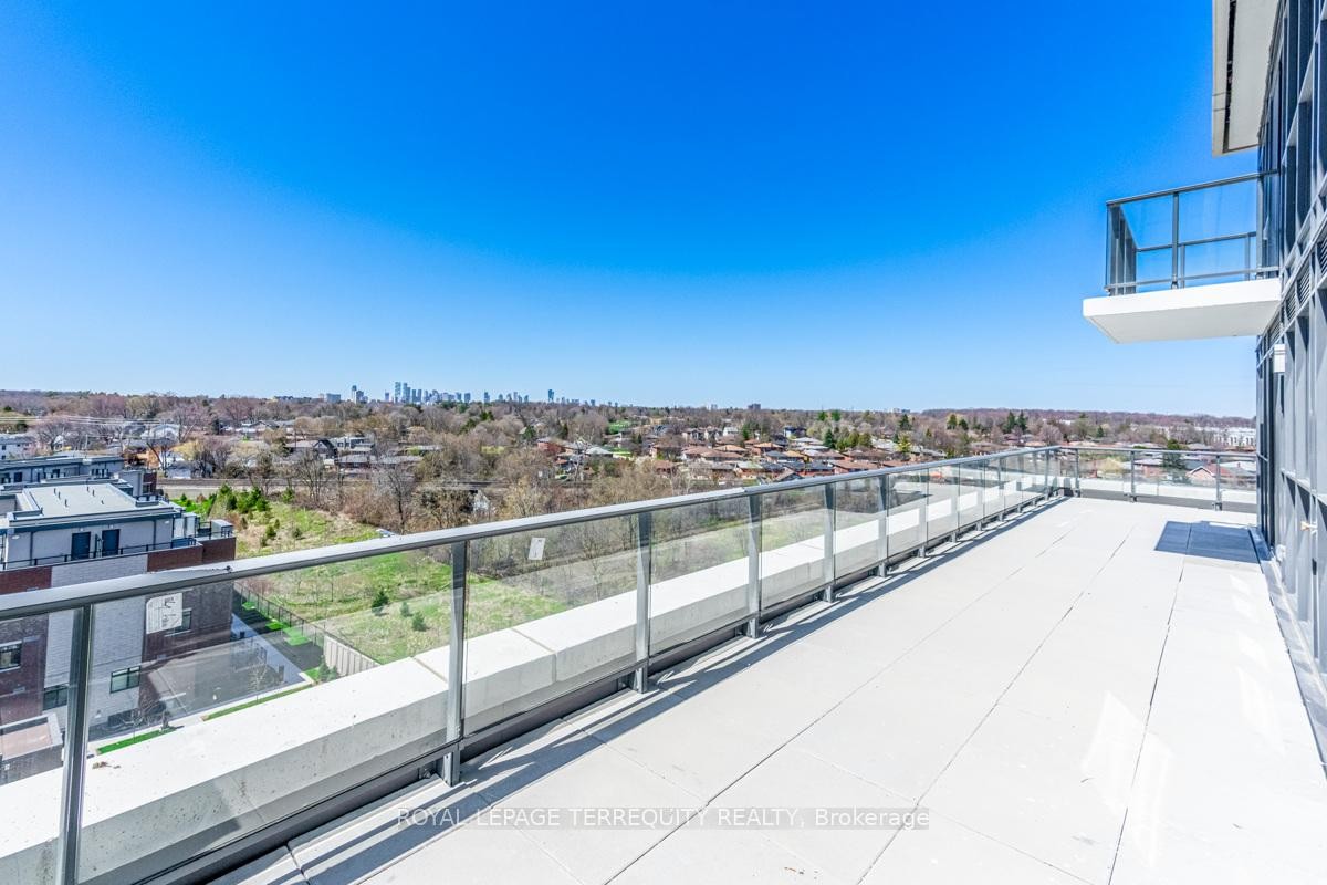 









1063


Douglas McCurdy

Common, 702,
Mississauga,




ON
L5G 0C5

