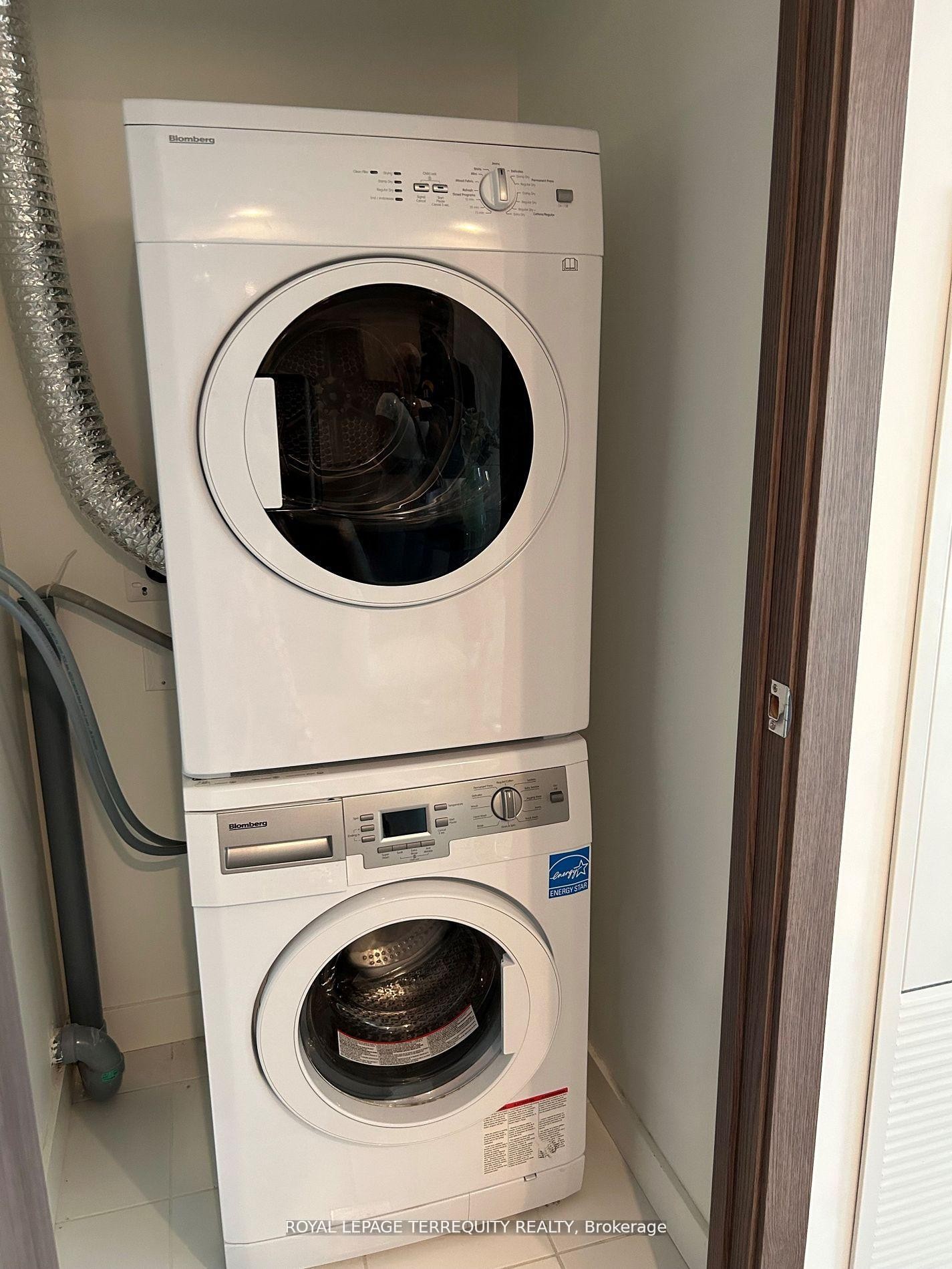 









17


Bathurst

Street, 807,
Toronto,




ON
M5V 0N1

