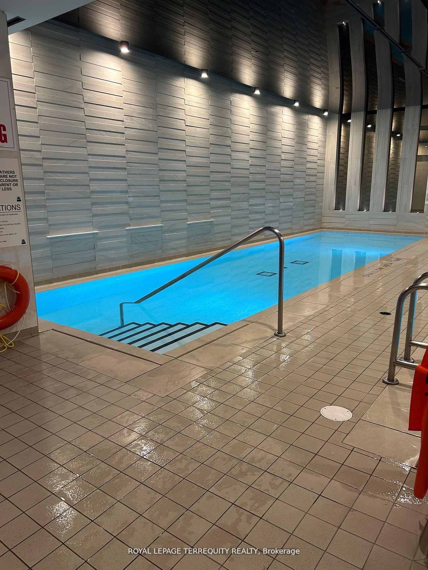 









17


Bathurst

Street, 807,
Toronto,




ON
M5V 0N1

