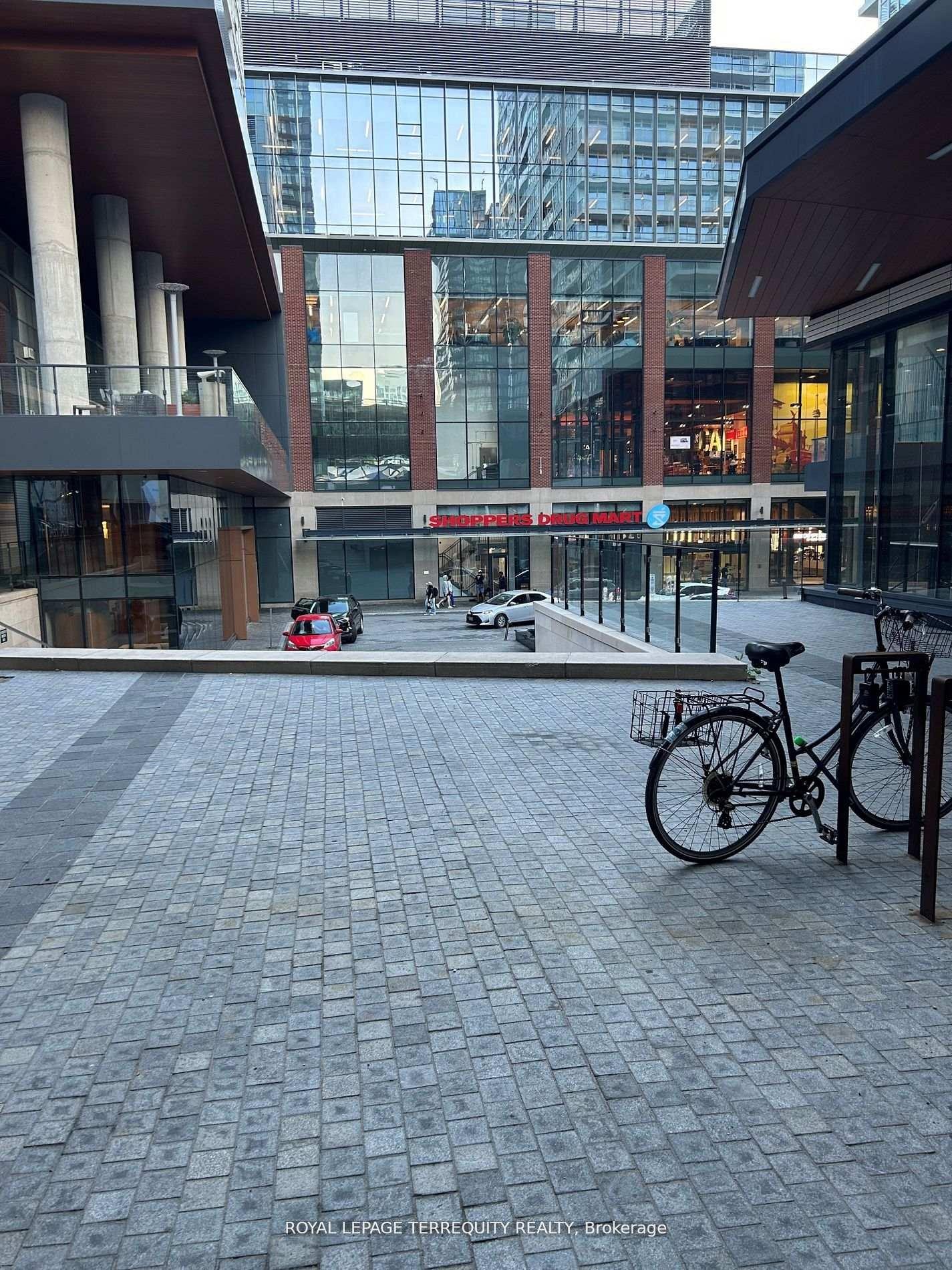 









17


Bathurst

Street, 807,
Toronto,




ON
M5V 0N1

