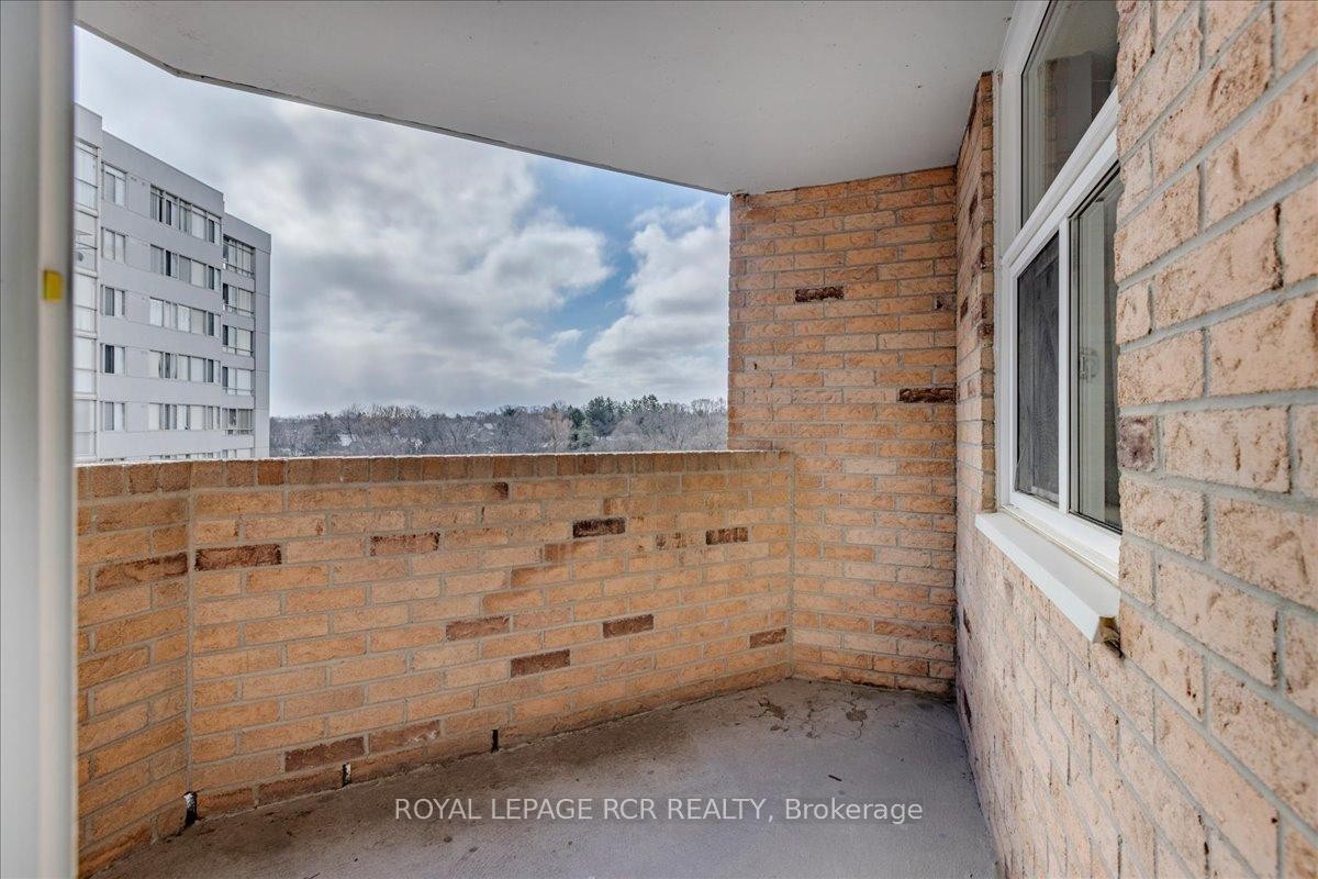









260


Davis

Drive, 613,
Newmarket,




ON
L3Y 7C3

