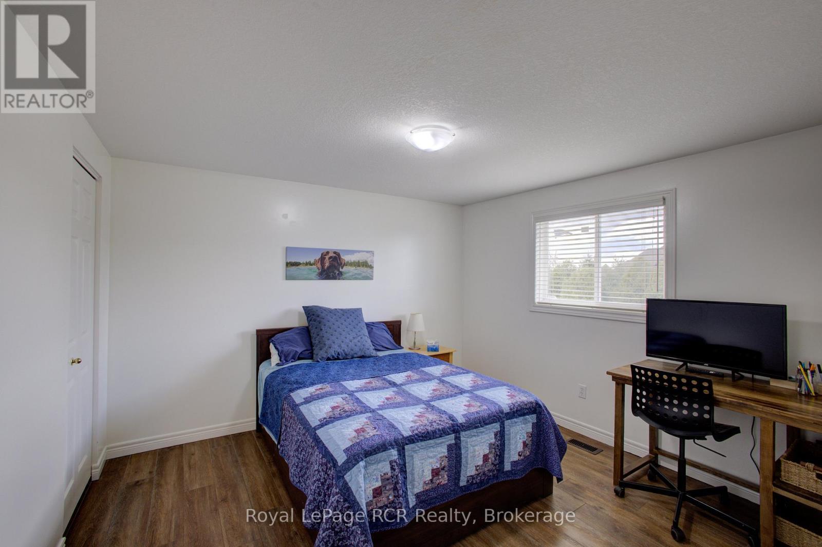 












232 CONESTOGA STREET N

,
Wellington North (Arthur),




Ontario
N0G1A0

