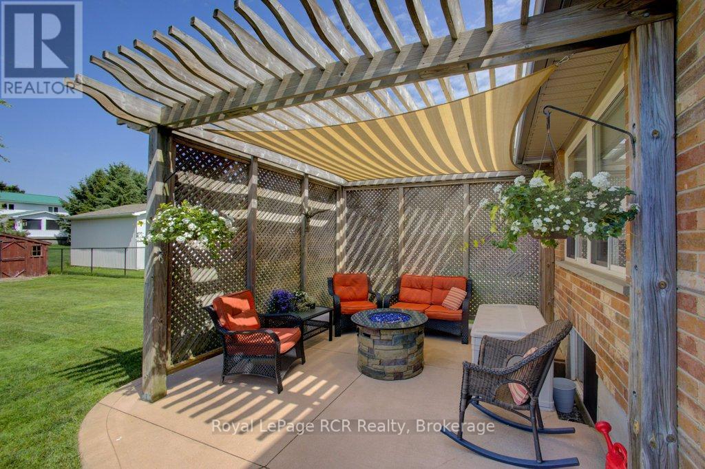 












232 CONESTOGA STREET N

,
Wellington North (Arthur),




Ontario
N0G1A0

