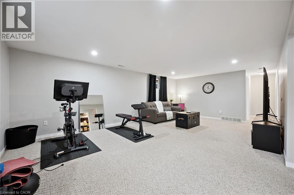 












119 MEADOWRIDGE Drive

,
St. Marys,




Ontario
N4X1A6

