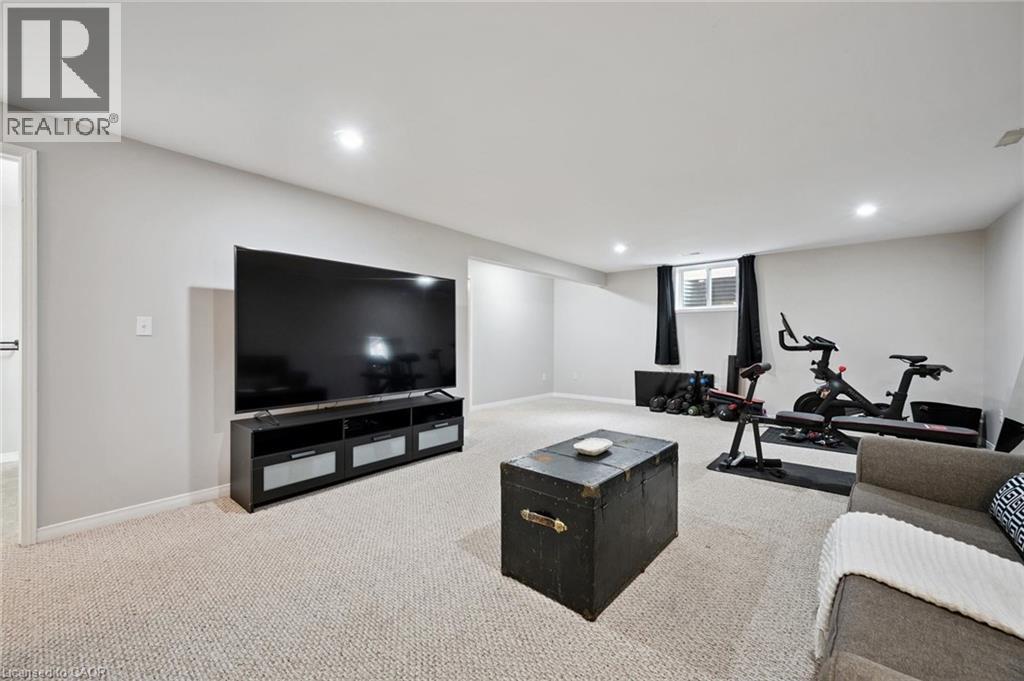 












119 MEADOWRIDGE Drive

,
St. Marys,




Ontario
N4X1A6

