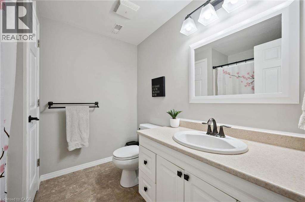 












119 MEADOWRIDGE Drive

,
St. Marys,




Ontario
N4X1A6

