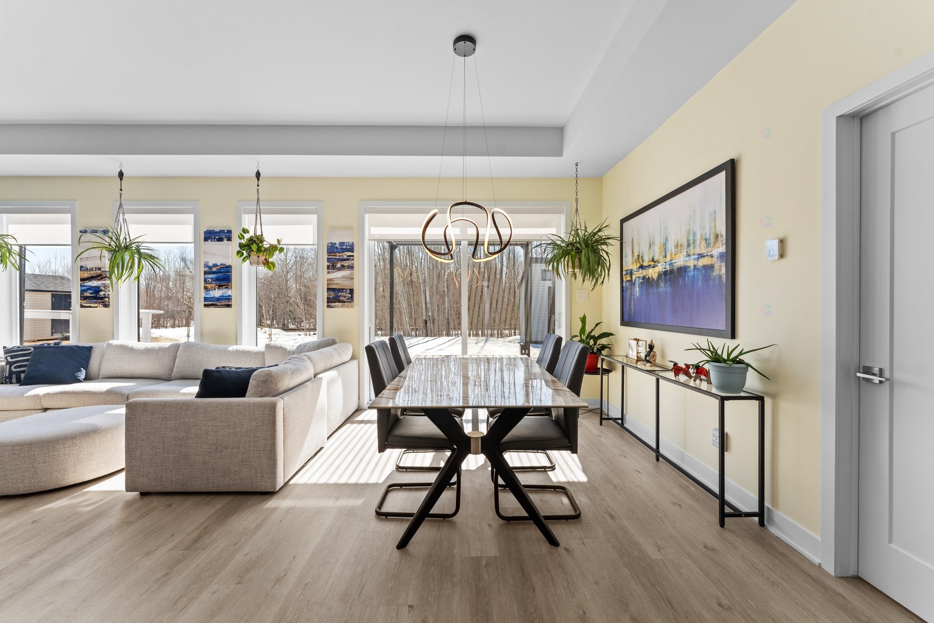 









6101


Place des Ruisseaux

,
Saint-Félix-de-Valois,




QC
J0K2M0

