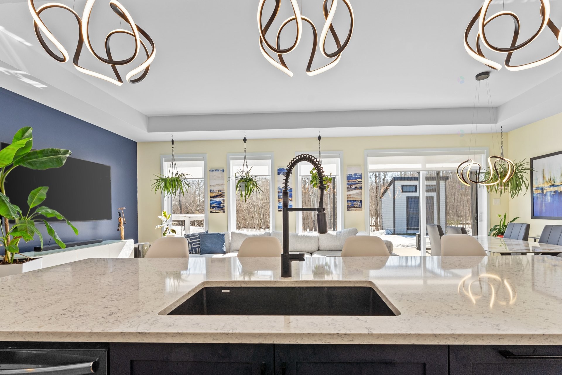 









6101


Place des Ruisseaux

,
Saint-Félix-de-Valois,




QC
J0K2M0

