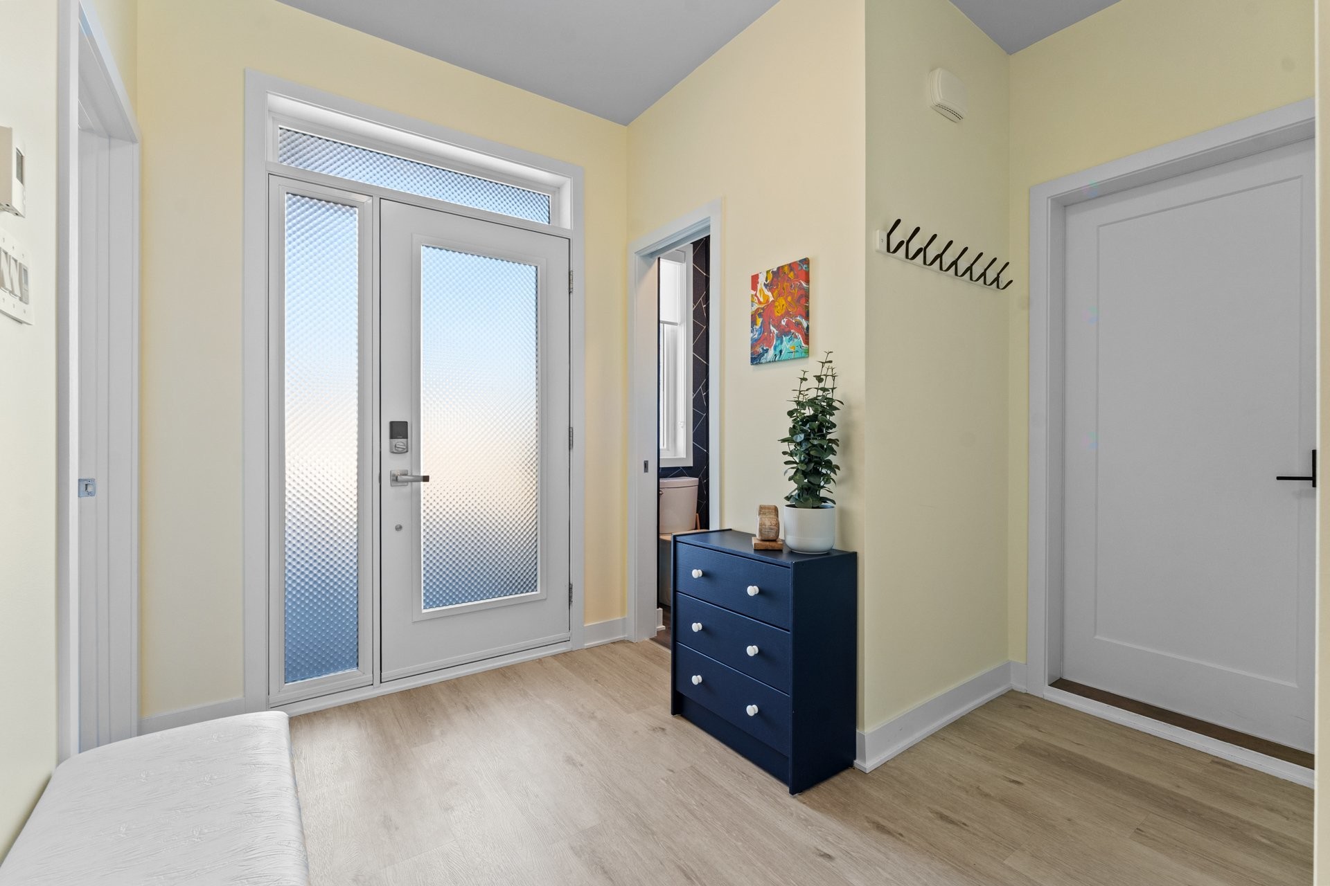 









6101


Place des Ruisseaux

,
Saint-Félix-de-Valois,




QC
J0K2M0

