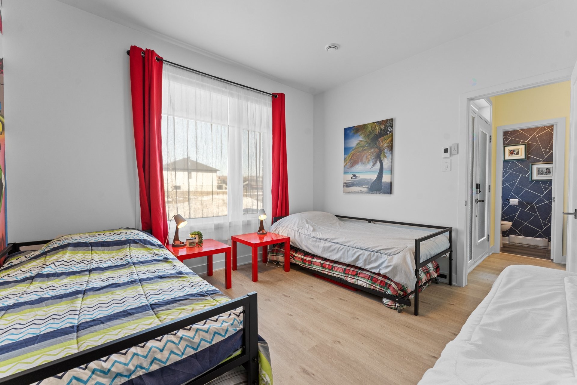 









6101


Place des Ruisseaux

,
Saint-Félix-de-Valois,




QC
J0K2M0

