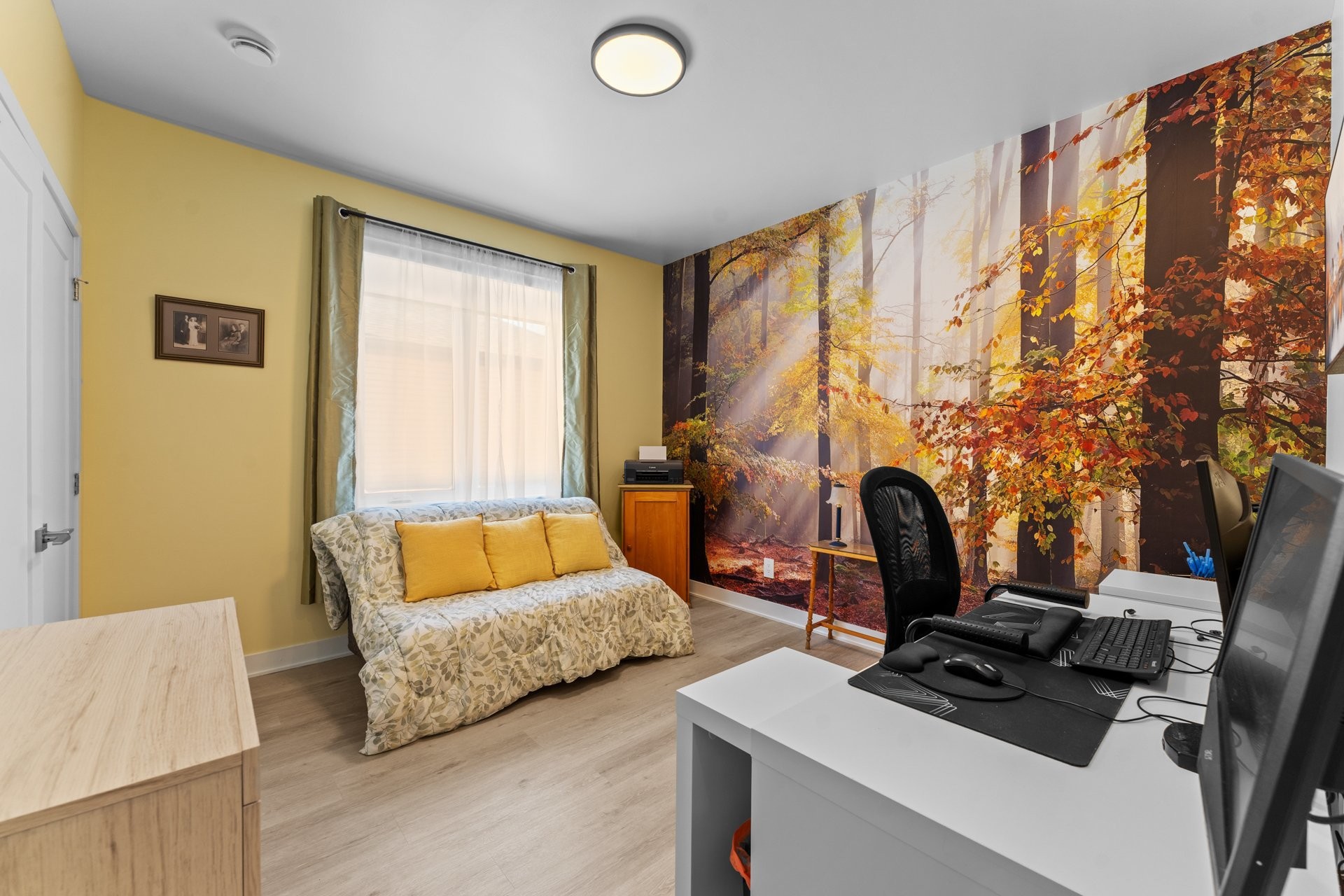 









6101


Place des Ruisseaux

,
Saint-Félix-de-Valois,




QC
J0K2M0

