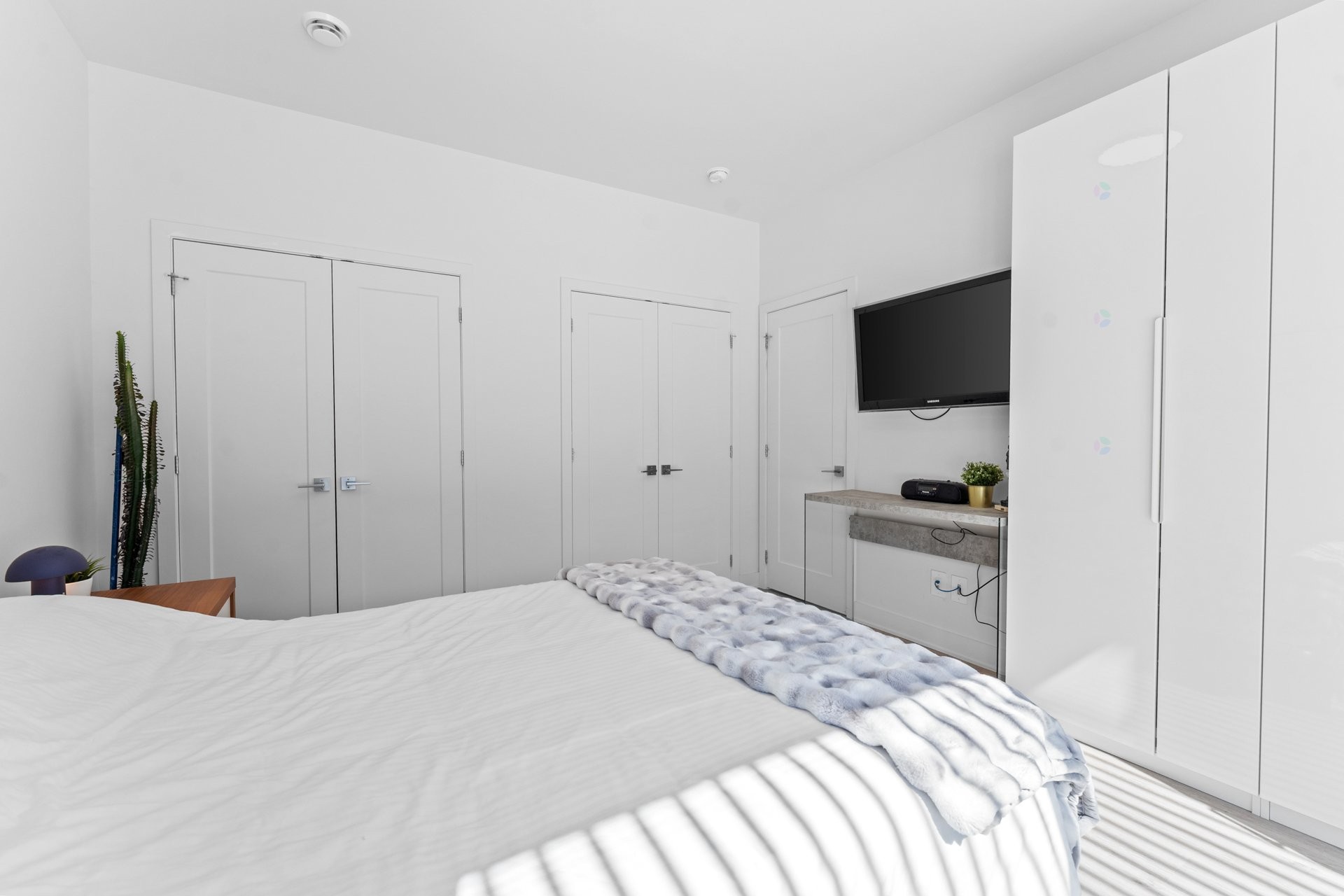 









6101


Place des Ruisseaux

,
Saint-Félix-de-Valois,




QC
J0K2M0

