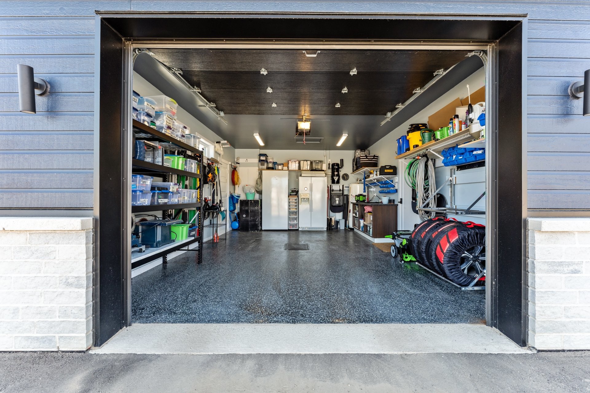 









6101


Place des Ruisseaux

,
Saint-Félix-de-Valois,




QC
J0K2M0

