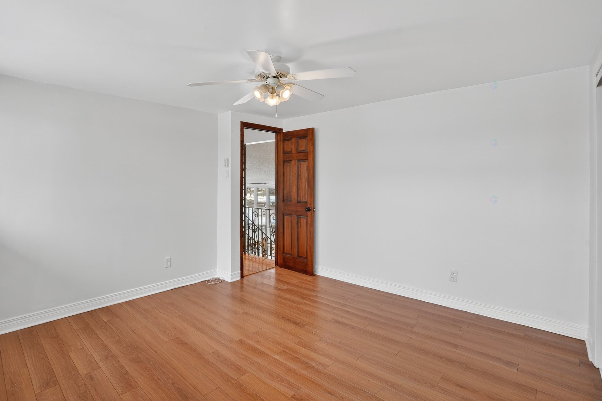 









580


6e Avenue

,
Saint-Jérôme,




QC
J7Z5H9


