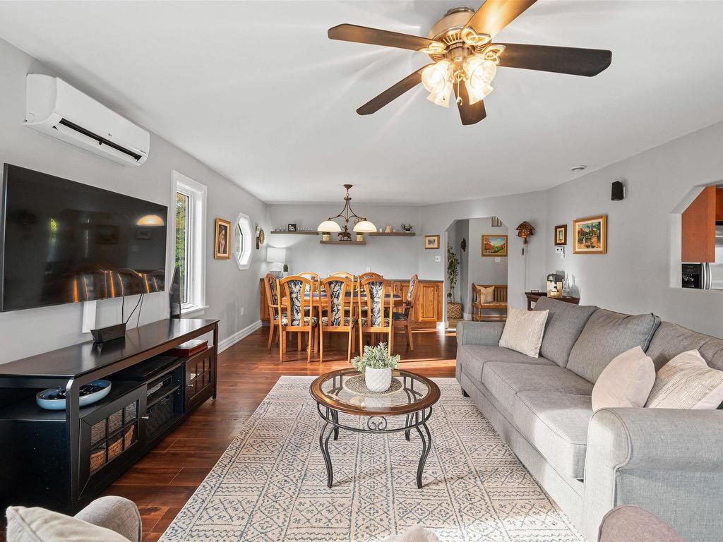












123 Sarah Ingraham Drive

,
Williamswood,




NS
B3V 1N9

