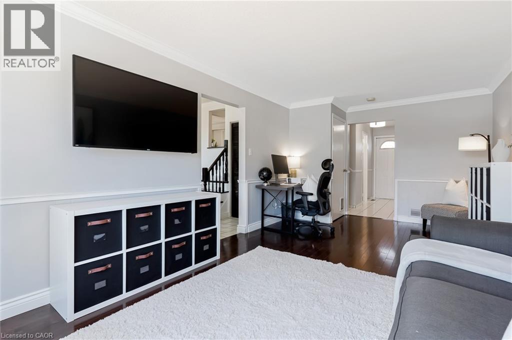 












86 MCGARRY Drive

,
Kitchener,




Ontario
N2N1A4

