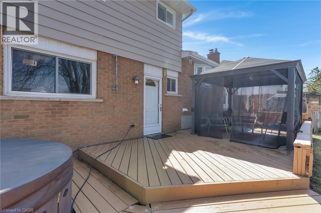 












86 MCGARRY Drive

,
Kitchener,




Ontario
N2N1A4

