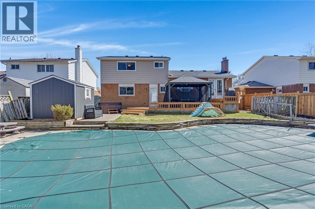 












86 MCGARRY Drive

,
Kitchener,




Ontario
N2N1A4

