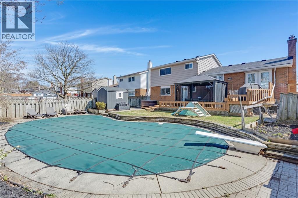 












86 MCGARRY Drive

,
Kitchener,




Ontario
N2N1A4

