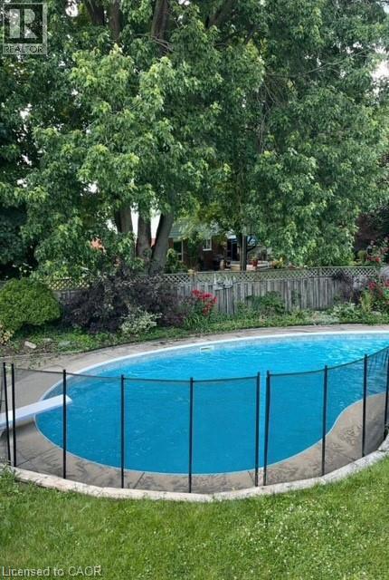 












86 MCGARRY Drive

,
Kitchener,




Ontario
N2N1A4

