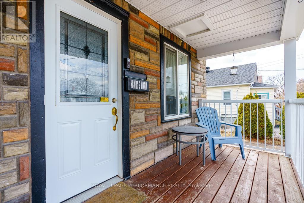 












4 LAUBER AVENUE

,
Cornwall,




Ontario
K6J2V9

