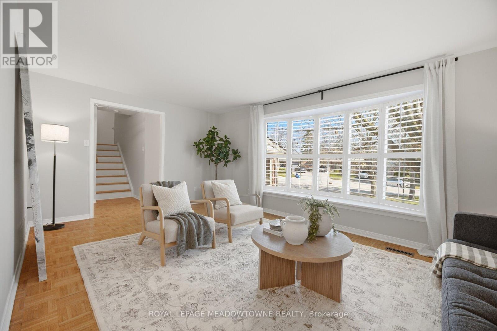 












523 TRAFALGAR COURT

,
Milton,




Ontario
L9T3A8

